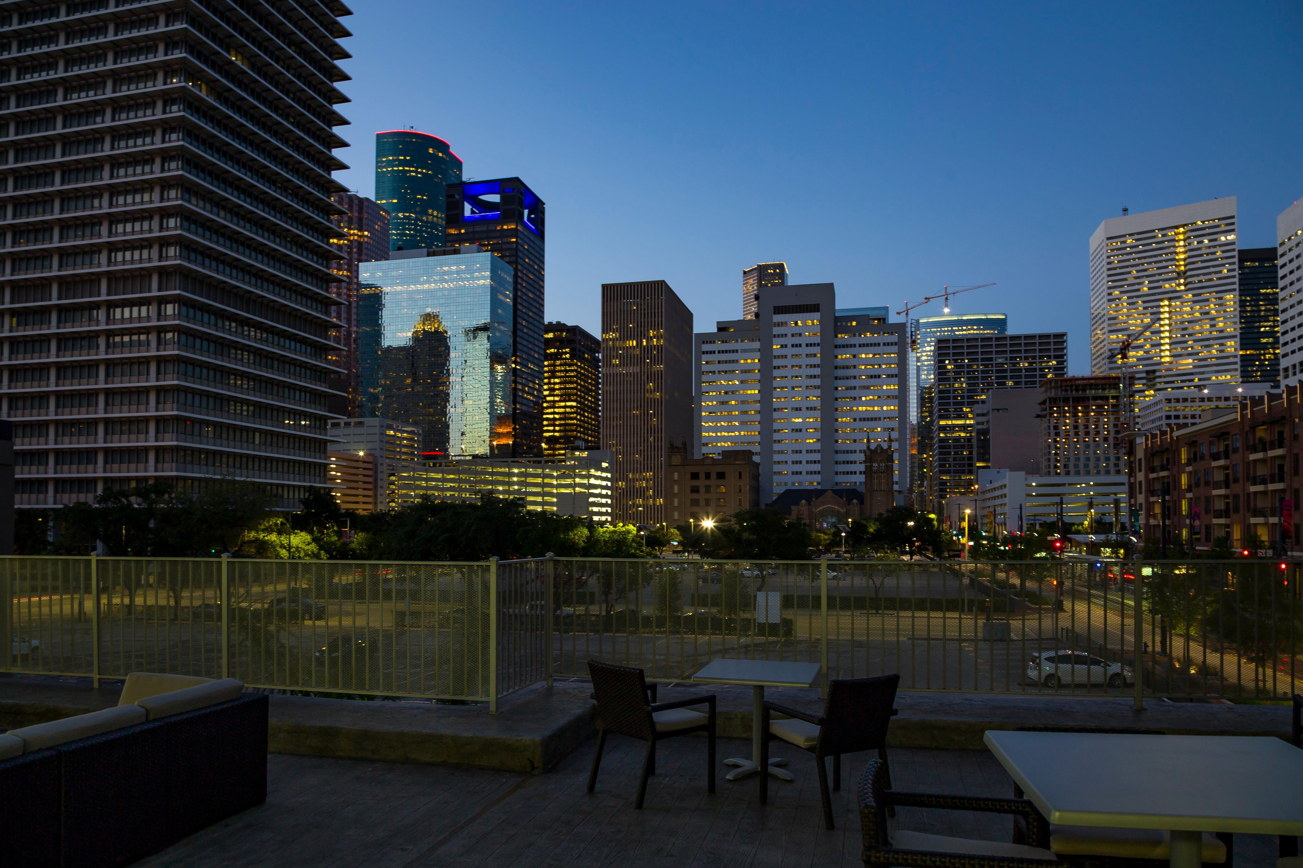 Holiday Inn Houston Downtown, An Ihg Hotel Exterior photo
